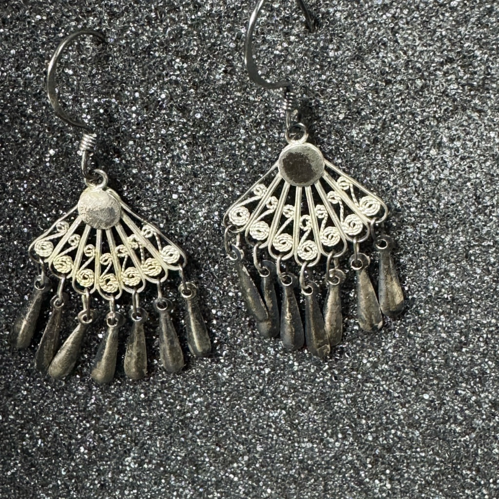 Vintage Thai Hill Tribe Filigree Silver Earrings Handmade